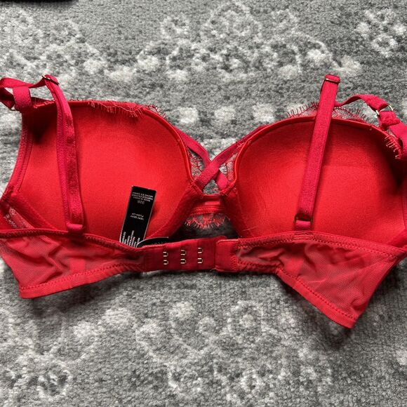 Victoria's Secret Very Sexy Push Up Bra Front Close Red Lace 32B Strappy Cage - Picture 2 of 4